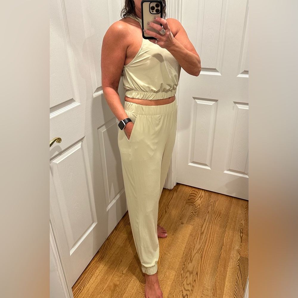 Zara large harem pant with matching medium crop top. Prefer to sell as a set